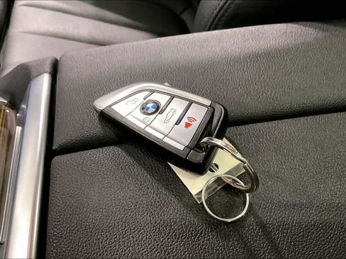 Used 2021 BMW X5 xDrive40i w/ Convenience Package AWD/4WD image 13