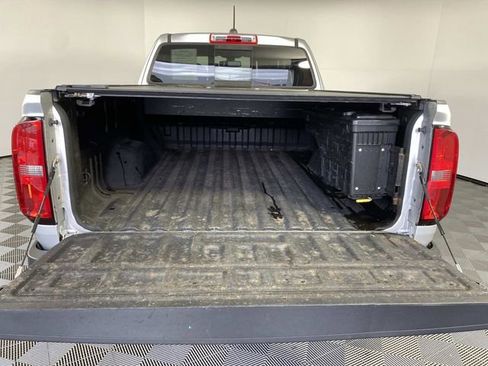 Used 2017 Chevrolet Colorado Z71 AWD/4WD image 8