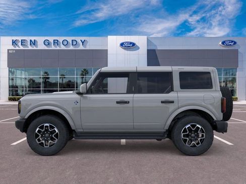 New 2026 Ford Bronco Outer Banks AWD/4WD image 4