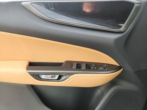 Certified 2023 Lexus NX 250 FWD w/ Towing Package (2000 Lbs) image 27