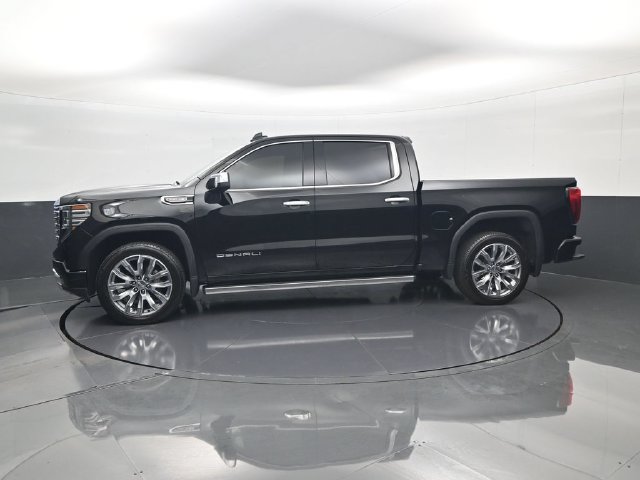 Used 2024 GMC Sierra 1500 Denali AWD/4WD image 8