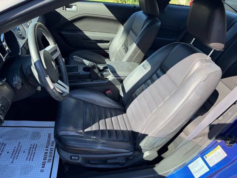 Used 2005 Ford Mustang GT RWD image 13