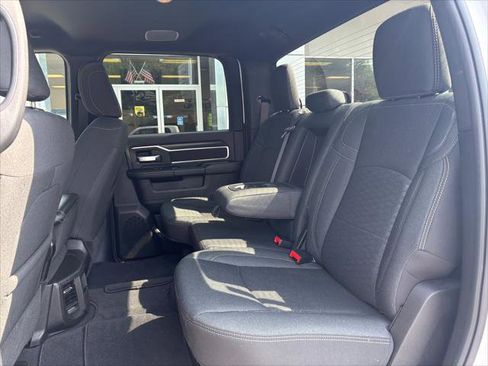 Certified 2025 RAM 2500 Big Horn AWD/4WD image 12