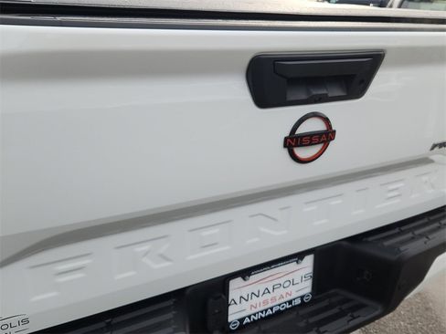 Used 2023 Nissan Frontier PRO-4X image 31