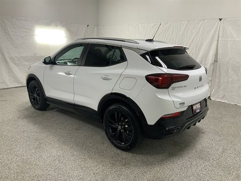 Used 2024 Buick Encore GX Sport Touring image 7
