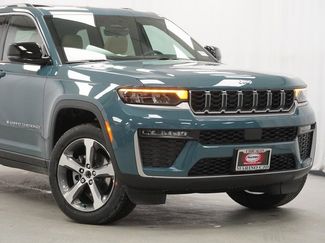 New 2026 Jeep Grand Cherokee Limited video 3