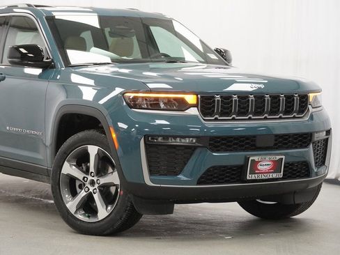 New 2026 Jeep Grand Cherokee Limited image 3