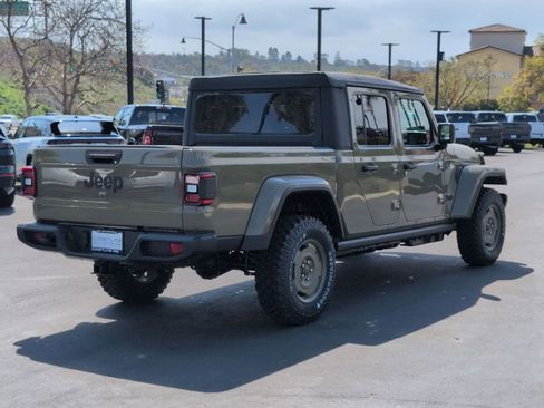 New 2026 Jeep Gladiator Sport image 5