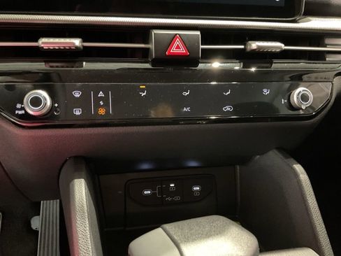 New 2026 Kia Sportage LX w/ LX Convenience Package image 18