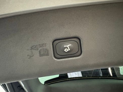 New 2026 Lincoln Nautilus Premier w/ Equipment Group 102A image 23