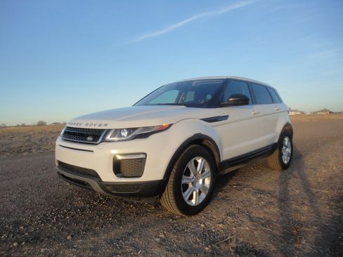 Used 2017 Land Rover Range Rover Evoque SE Premium image 1