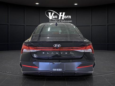 New 2026 Hyundai Elantra SEL Sport Premium FWD image 4