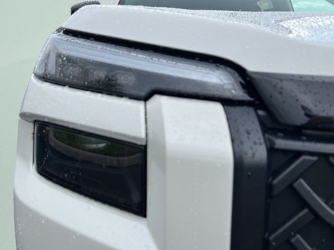 New 2026 Subaru Outback Limited XT AWD/4WD image 9