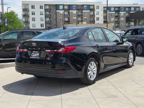 Used 2026 Toyota Camry LE FWD image 3