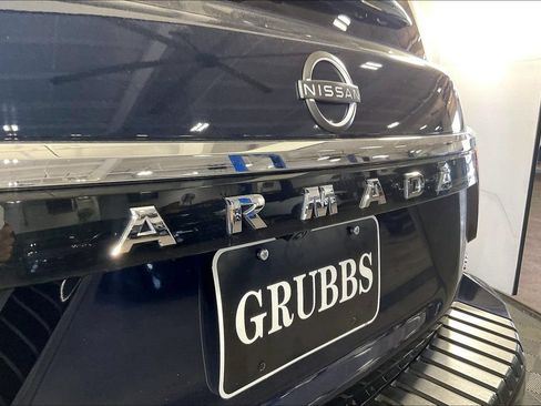 Used 2023 Nissan Armada SL w/ Captain's Chairs Package RWD image 40