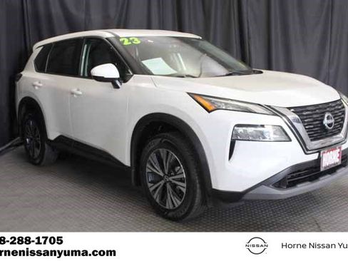 Used 2023 Nissan Rogue SV FWD image 1