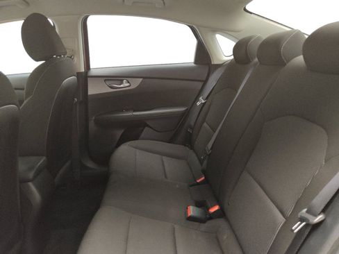 Used 2021 Kia Forte LXS FWD image 18