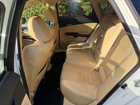 Used 2011 Honda Crosstour EX-L image 9