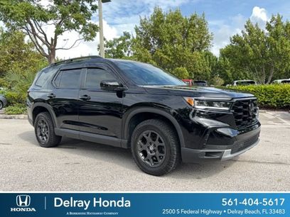 Used 2025 Honda Pilot TrailSport