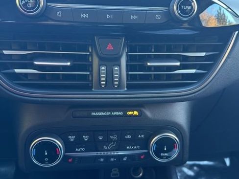 Used 2024 Ford Escape Active image 24