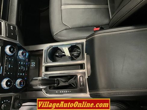 Used 2016 Ford F150 Platinum w/ Equipment Group 701A Luxury AWD/4WD image 21
