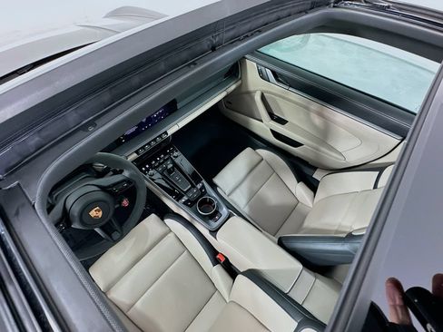 Certified 2026 Porsche 911 Carrera RWD image 14