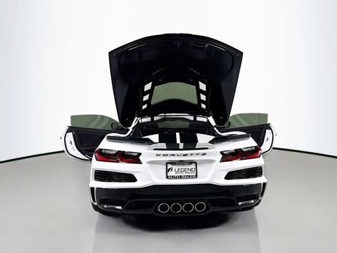 Used 2023 Chevrolet Corvette Z06 w/ Stealth Interior Trim Package RWD image 35