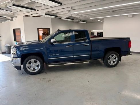 Used 2017 Chevrolet Silverado 1500 LTZ w/ Sport Package AWD/4WD image 6