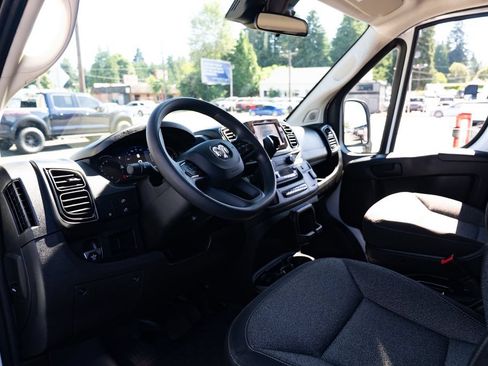 Used 2025 RAM ProMaster 2500 w/ U-Haul Equipment Group FWD image 14