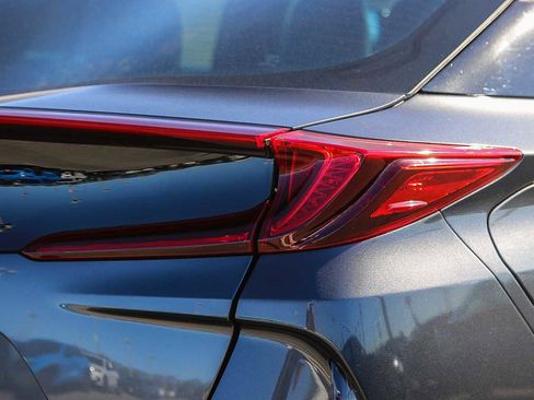 Used 2017 Toyota Prius Prime Premium w/ Carpet Mat Package image 8