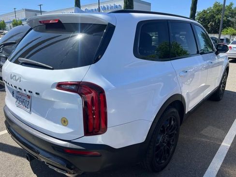 Used 2022 Kia Telluride SX w/ SX Prestige Package AWD/4WD image 8