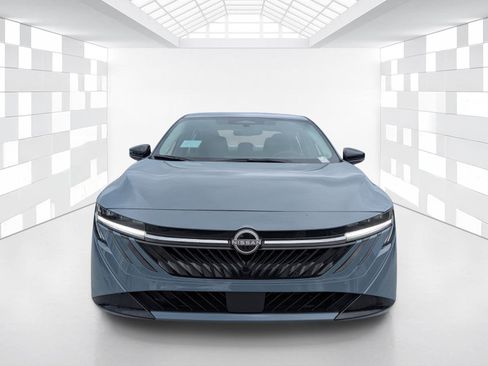 New 2026 Nissan Sentra SV FWD image 2