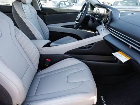 New 2026 Hyundai Elantra Limited FWD image 20