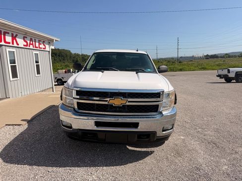 Used 2012 Chevrolet Silverado 2500 LT w/ Interior Plus Package AWD/4WD image 5