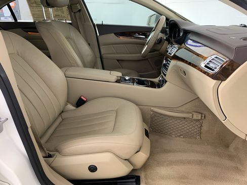 Used 2014 Mercedes-Benz CLS 550 550 image 44