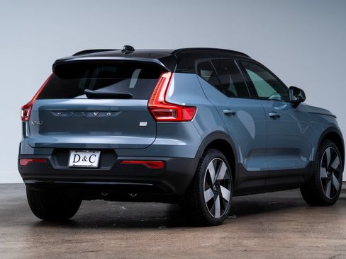 Used 2023 Volvo XC40 Recharge Ultimate w/ Protection Package Premier AWD/4WD image 6