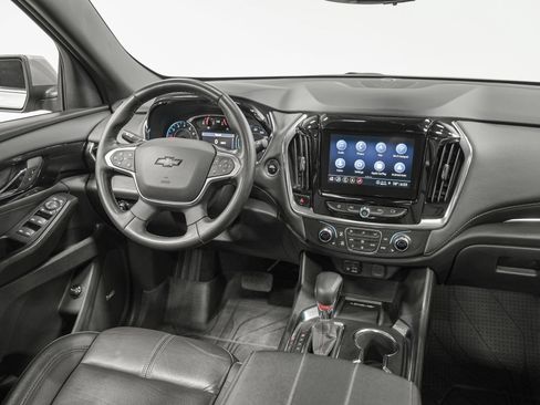 Used 2023 Chevrolet Traverse RS w/ LPO, Floor Liner Package AWD/4WD image 31