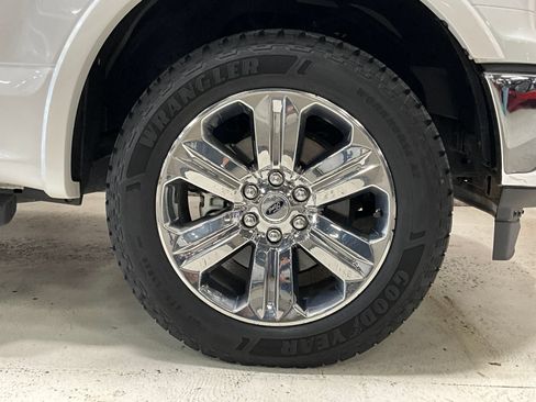 Used 2018 Ford F150 Lariat AWD/4WD image 11