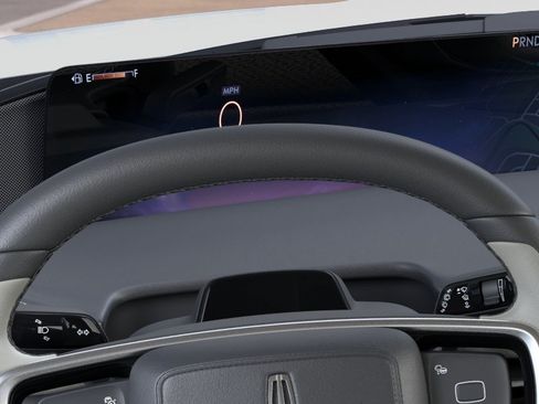 New 2026 Lincoln Navigator Premiere AWD/4WD image 13