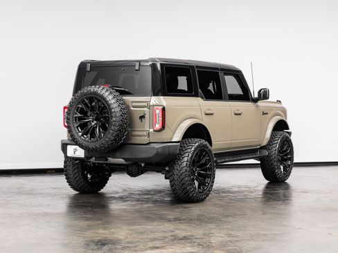 Used 2025 Ford Bronco Outer Banks AWD/4WD image 20
