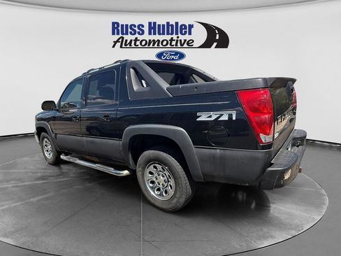 Used 2006 Chevrolet Avalanche Z71 w/ Sun And Sound Package AWD/4WD image 2