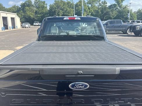 Used 2022 Ford F350 XL w/ Power Equipment Group AWD/4WD image 3