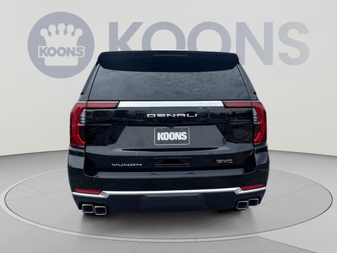 New 2026 GMC Yukon XL Denali w/ LPO, Floor Liner Package AWD/4WD image 4