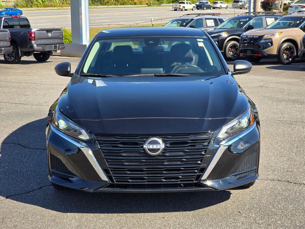 Used 2025 Nissan Altima 2.5 S FWD image 22