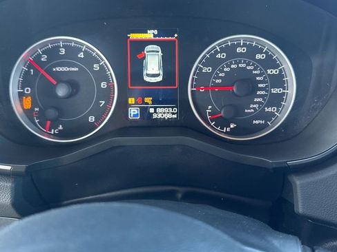 Used 2019 Subaru Ascent Premium AWD/4WD image 10