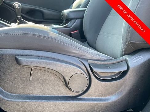 Used 2017 Kia Sorento LX image 11