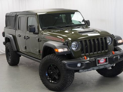 Used 2022 Jeep Gladiator Mojave w/ Cold Weather Group AWD/4WD image 15