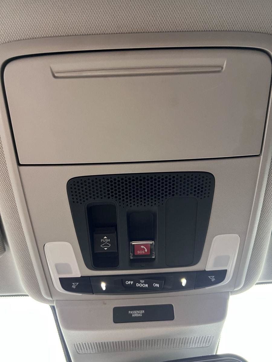 Certified 2025 Honda Accord SE image 10