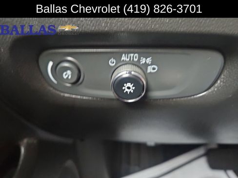 Certified 2023 Chevrolet Traverse LS FWD image 18