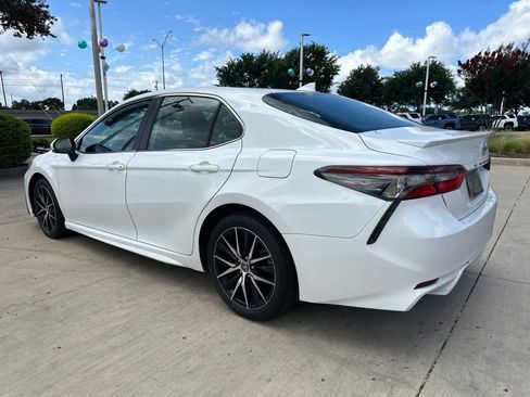 Used 2024 Toyota Camry SE FWD image 20